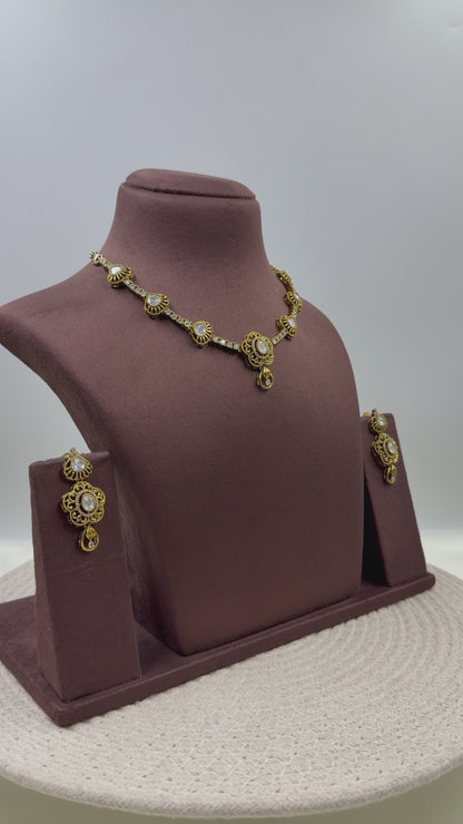 Divya Victorian Delicate Necklace