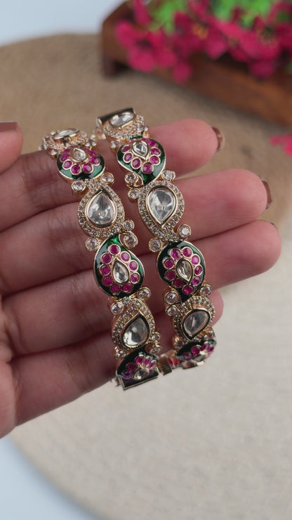 Hena Moissanite Bangles (Openable)
