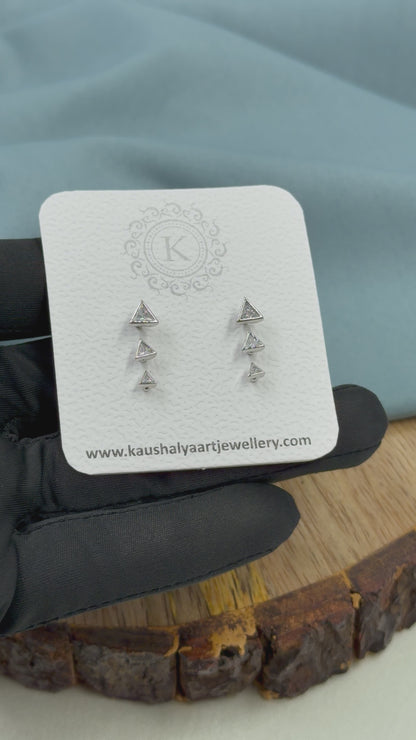 Triangle-Shaped Diamond Tops