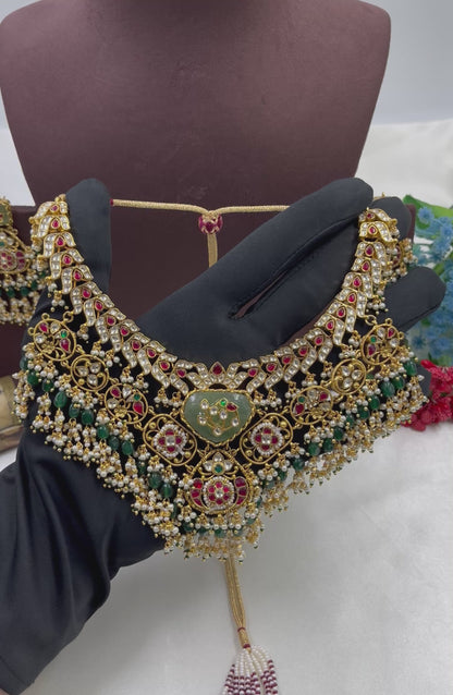 Shreya Pachi Kundan Premium Necklace