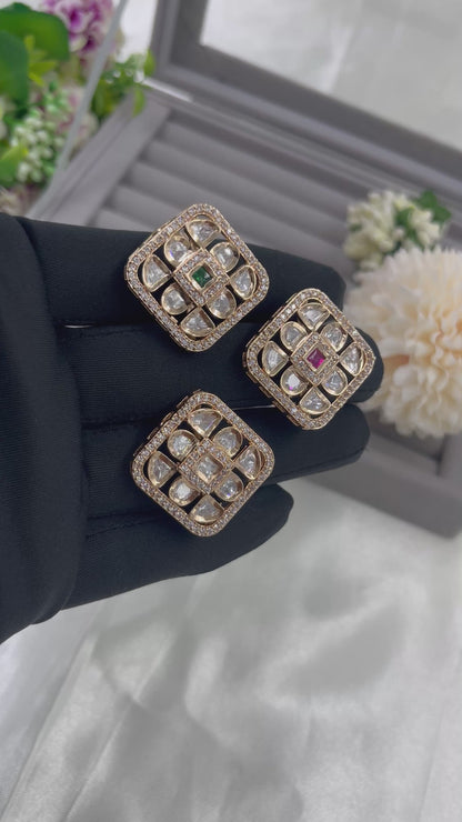 Golden Embrace Carrat Ad Ring