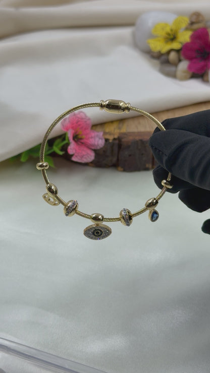 Sabrina Anti-Tarnish Stainless Steel Bracelet (Openable)