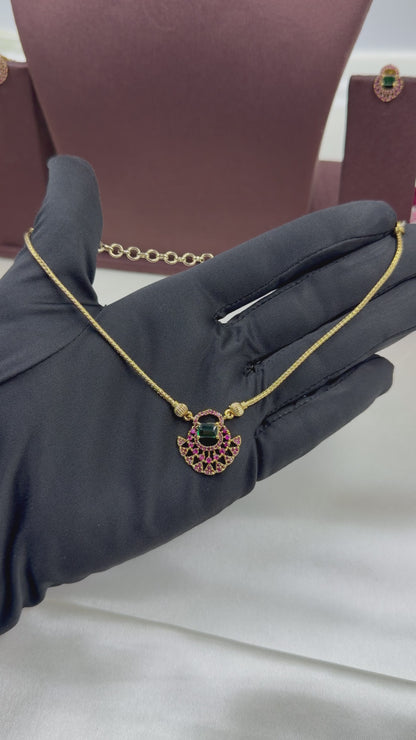 Nisha Victorian Traditional Delicate Necklace