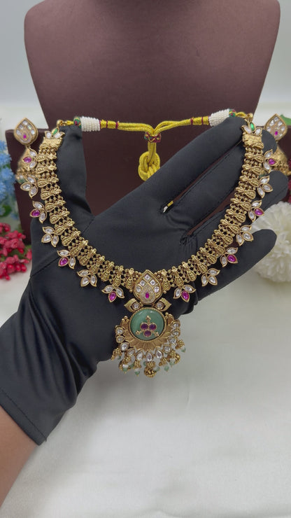 Diva Premium Heritage Necklace