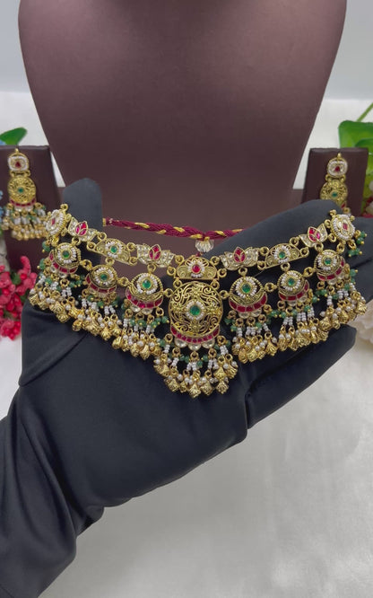 Suhani Pachi Kundan Necklace