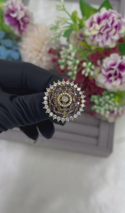 Regal Victorian Ad Ring