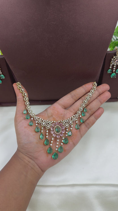 Grace Victorian Delicate Necklace Set