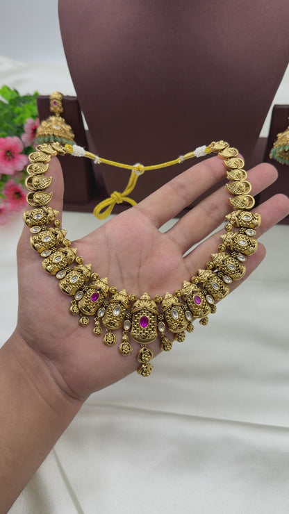 Ashita Premium Heritage Necklace Set