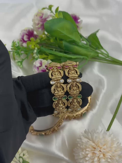 Dhruti Premium Heritage Bangles