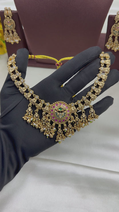 Madhuri Heritage Premium Necklace