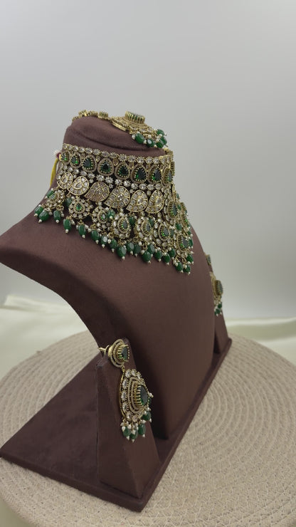 Archita Victorian Choker Necklace Set