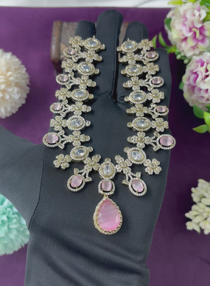 Era Regal Sparkle Victorian Necklace Set.