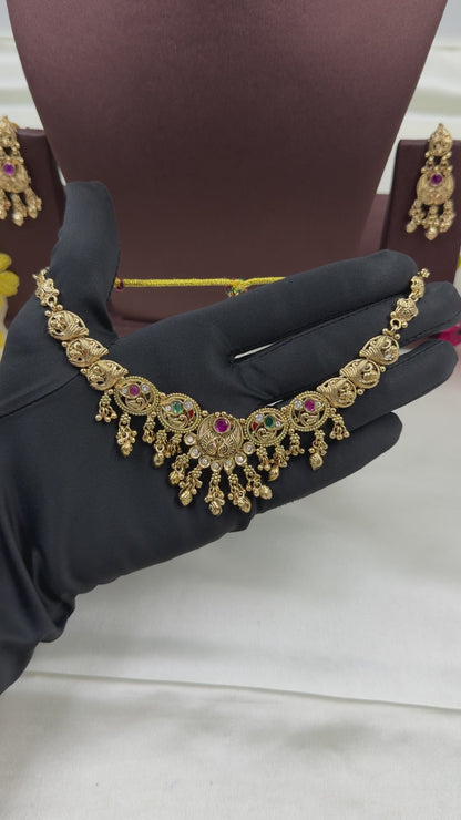 Shreya Heritage Delicate Necklace Set