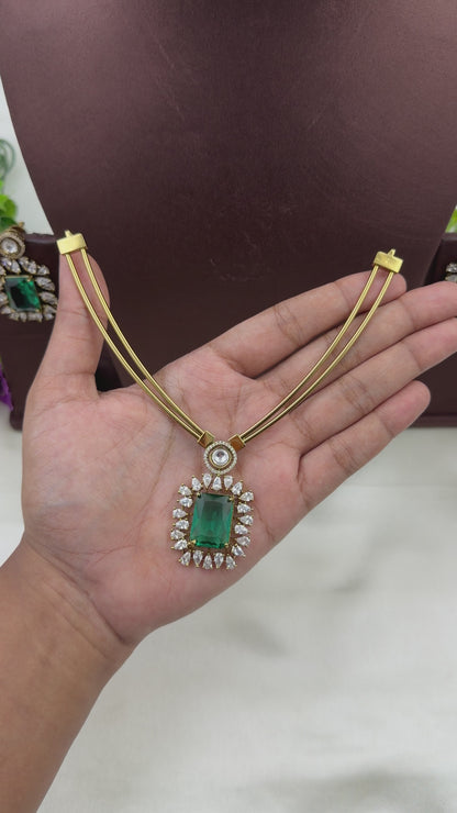 Tejasvi Victorian Delicate Necklace Set