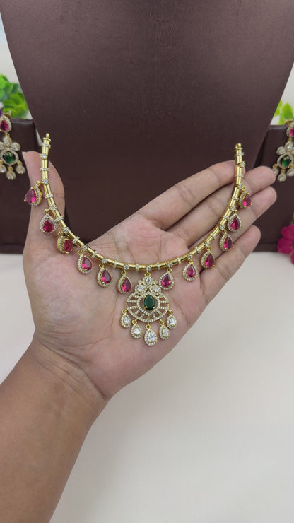 Sneha Victorian Hasli Necklace Set