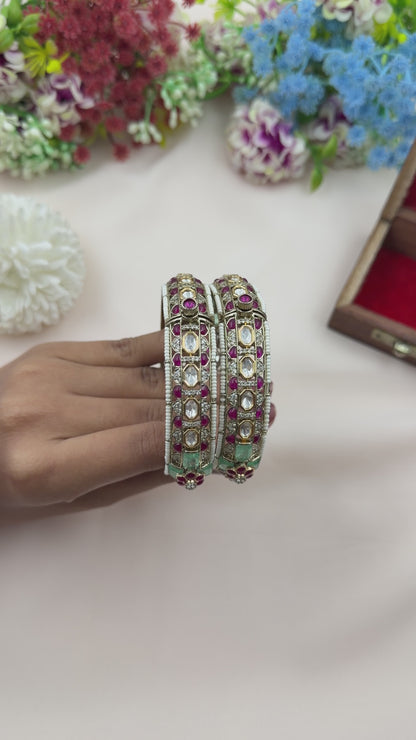 Tanishka Victorian Bangles ( Openable)