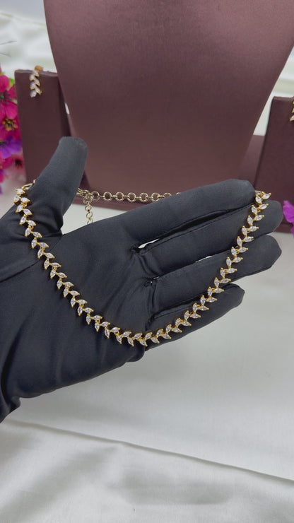 Komal Traditional Ad Delicate Necklace
