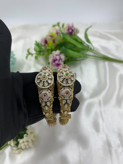 ANTIQUE GOLD PREMIUM JUMKA BANGLES SET