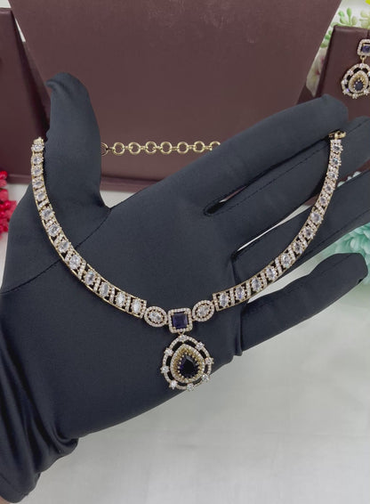 Lena Victorian Hasli Necklace
