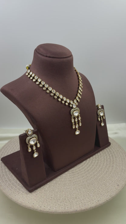 Tira Victorian Necklace Set