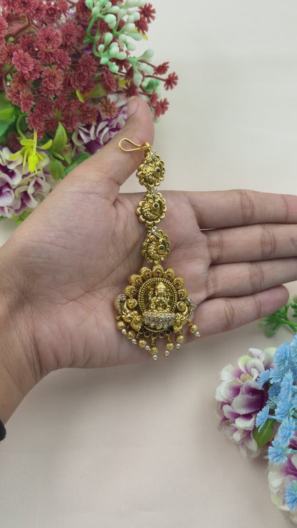 Athira South Indian Mang Tika