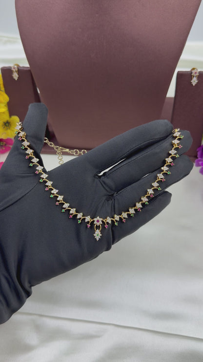 Lina Victorian Delicate Necklace