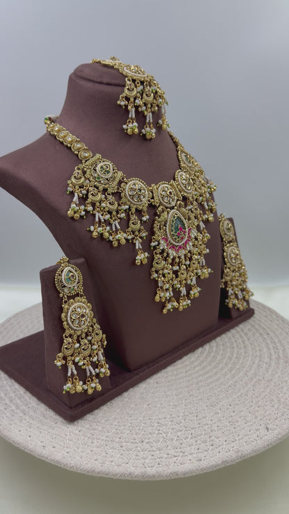 Chitra Heritage Semi Bridal Set