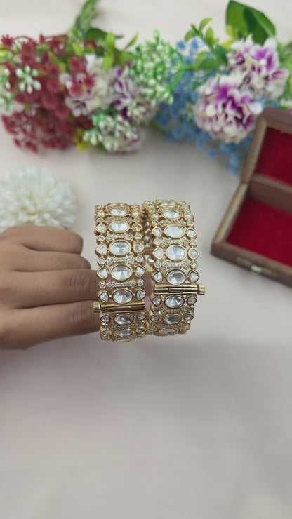 Chandni Moissanite Bangles (Openable)