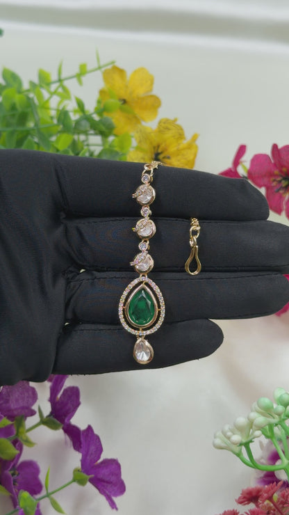 Komal Moissanite Mang Tika