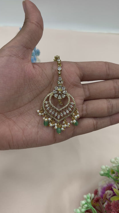 Kajal Victorian Mang Tika