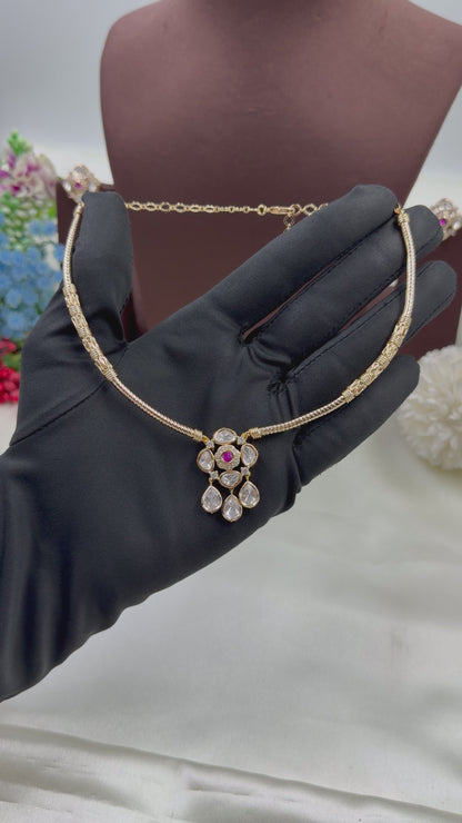 Maira Moissanite Hasli Necklace