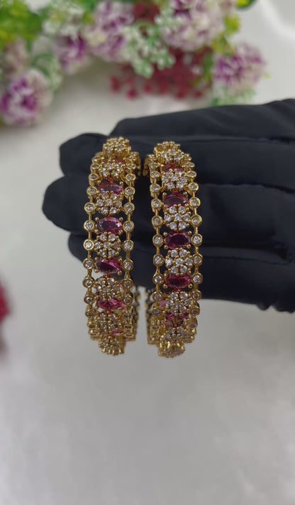 Anushka Victorian Bangles