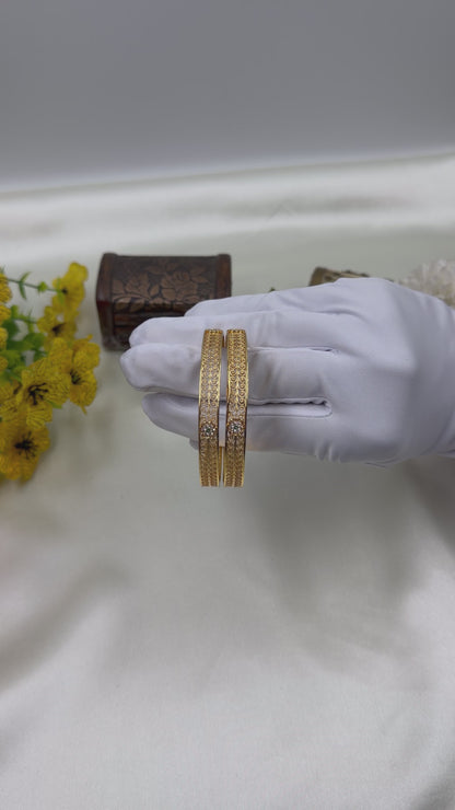 Jhanvi Gold Bangles