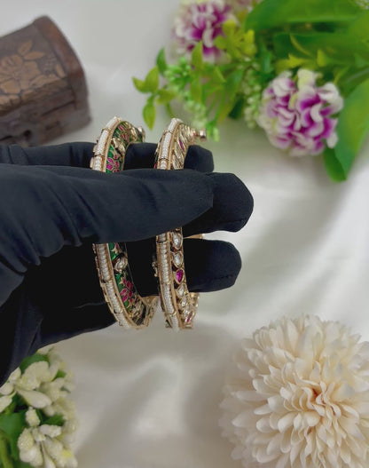 Diksha Moissanite Kundan Bangles