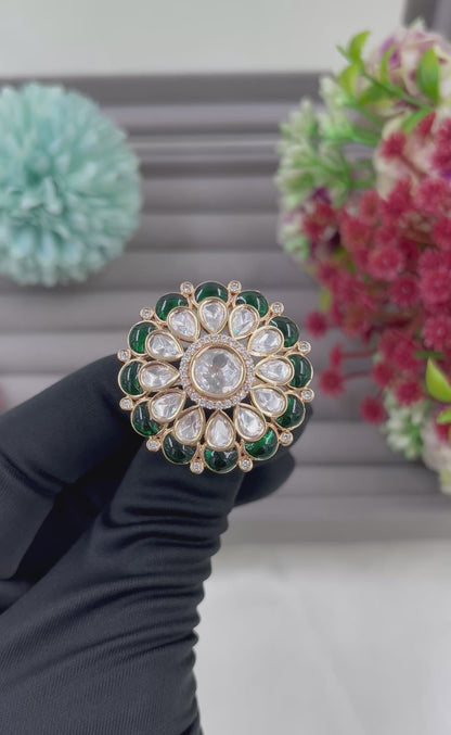 Divya Moissanite Ring