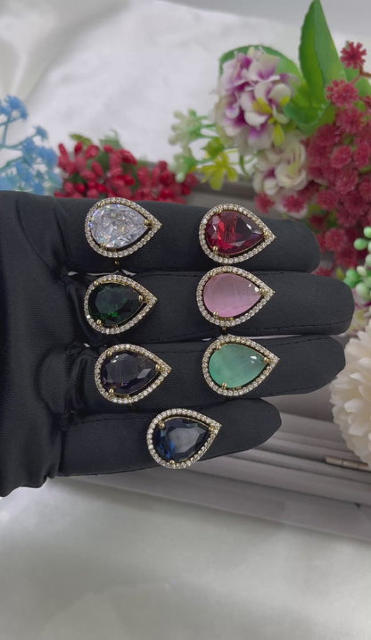 Veda Victorian Ad Ring