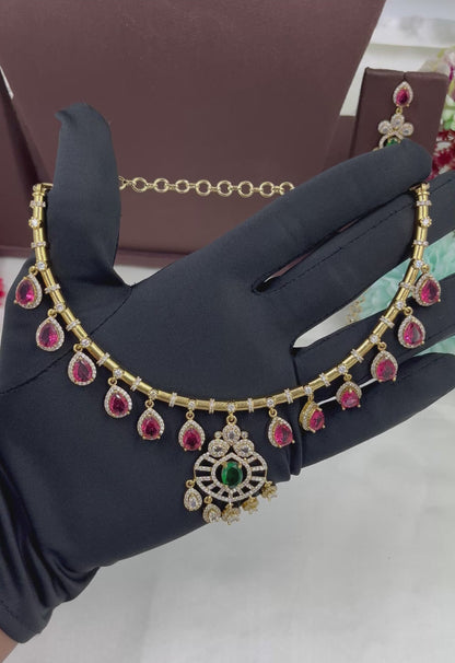 Meena Hasli Victorian Necklace