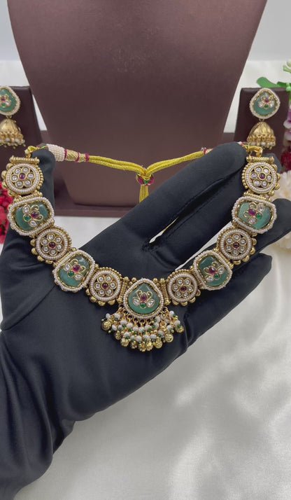 Amara Emerald Elegance Necklace