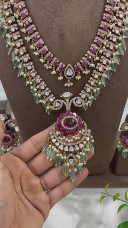 Viva Premium Antique Rose VictorianNecklace Set