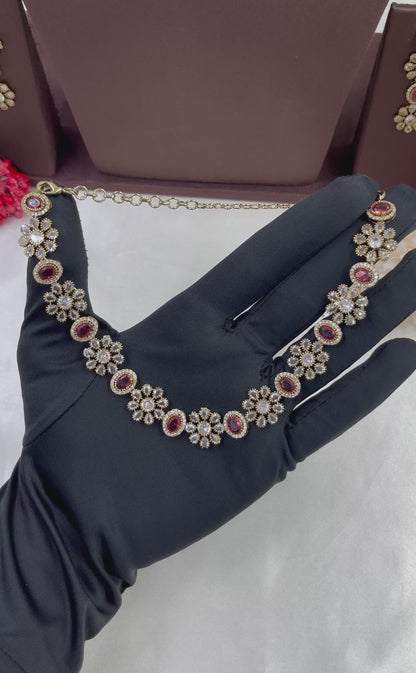 Renu Victorian Necklace