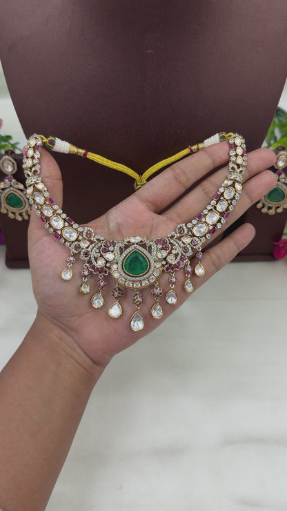 Tamanna Kundan Necklace Set