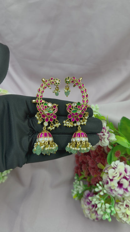 Saanvi Jaipuri Kundan Earcuff