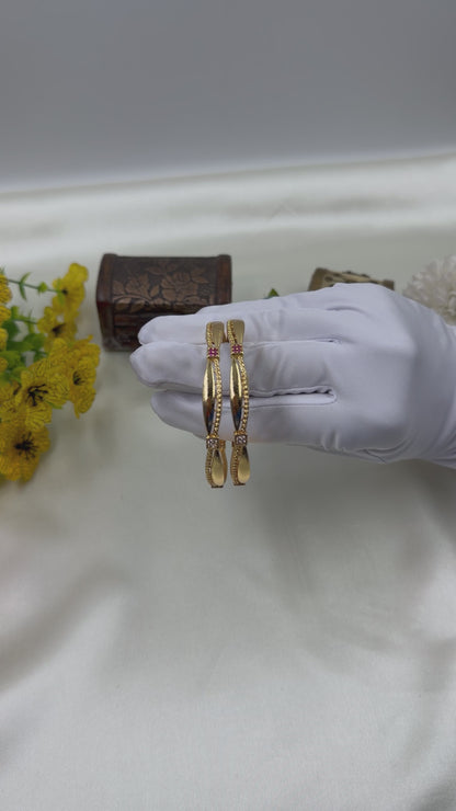 Tanvi Gold Bangles
