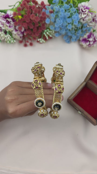 Priti Heritage Chorski Bangles (Openable)