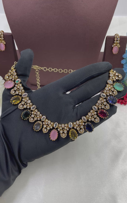 Hansa Victorian Premium Necklace