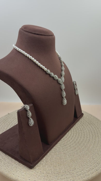 Selena American Diamond Pearl Delicate Necklace Set