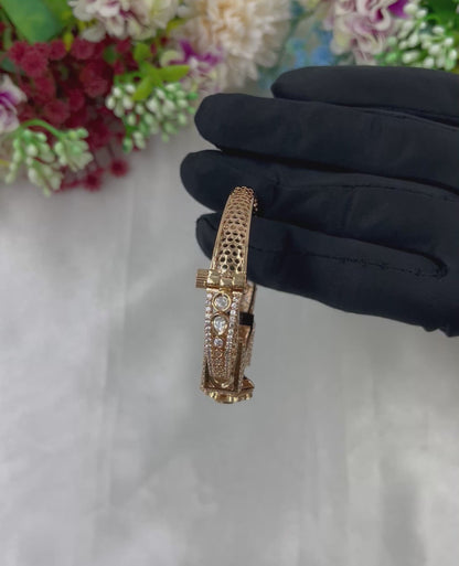 Royal Moissanite Kundan bracelet (Openable)