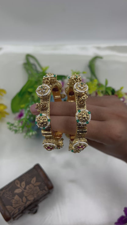 Savita Premium Heritage Bangles (Openable)