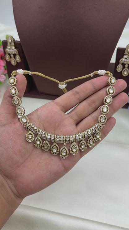 Shravani Victorian Necklace Set